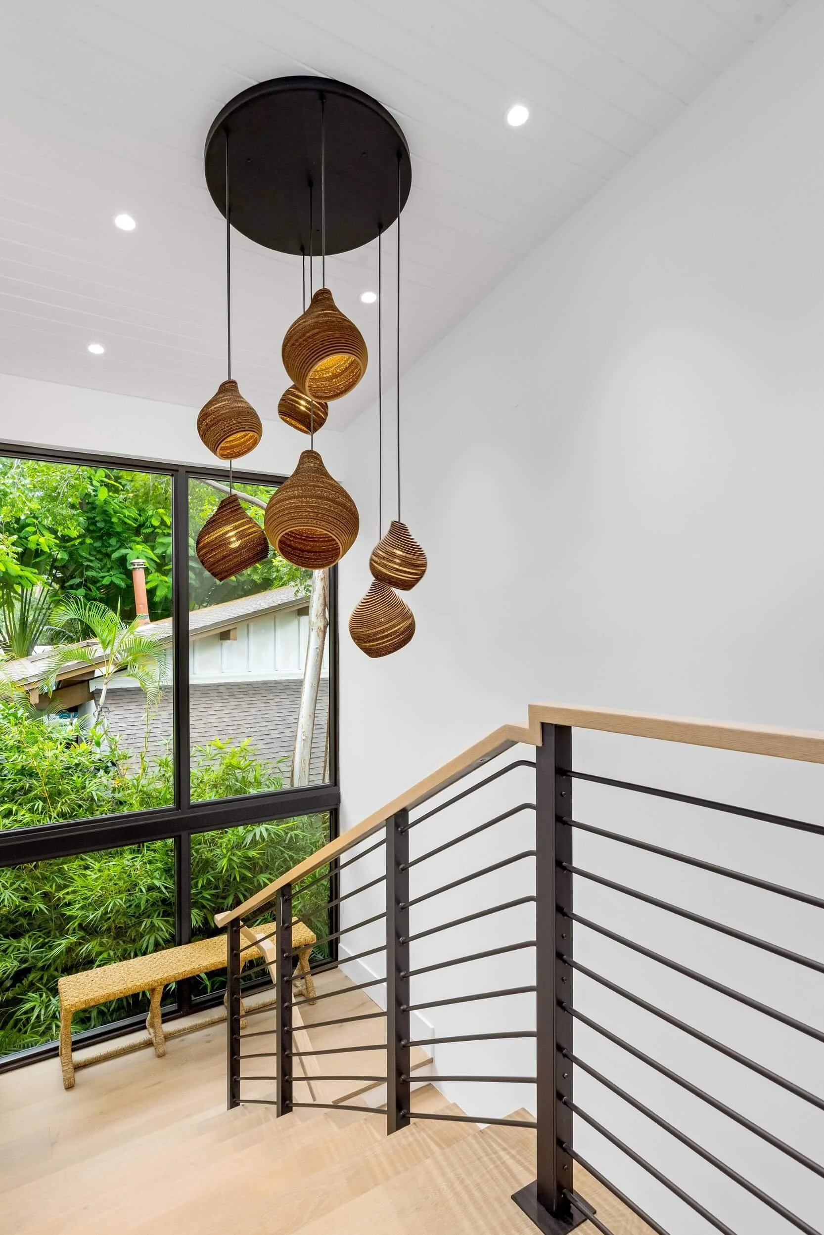 4024 Bonita — interior