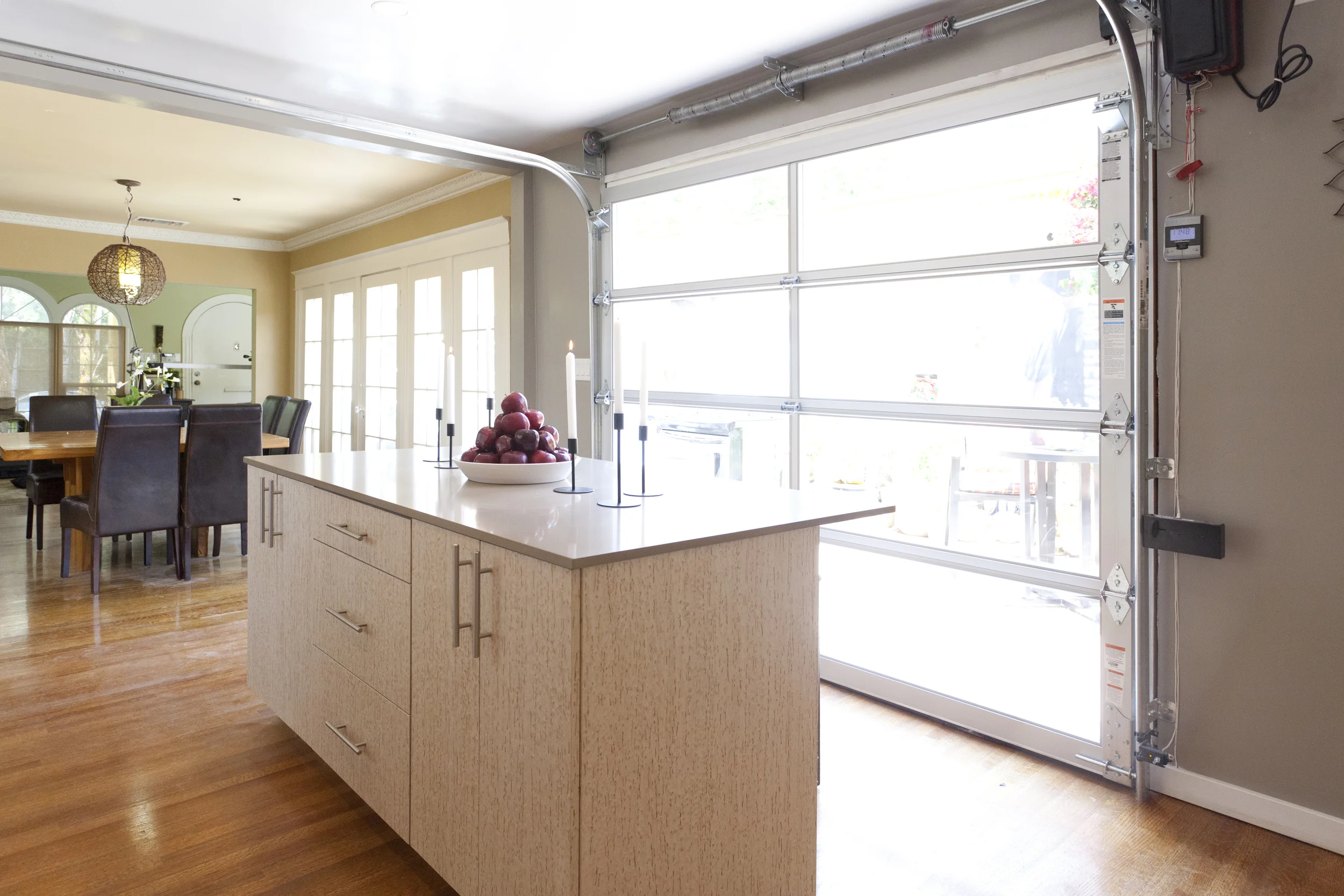 Airy LA Kitchen — kitchen