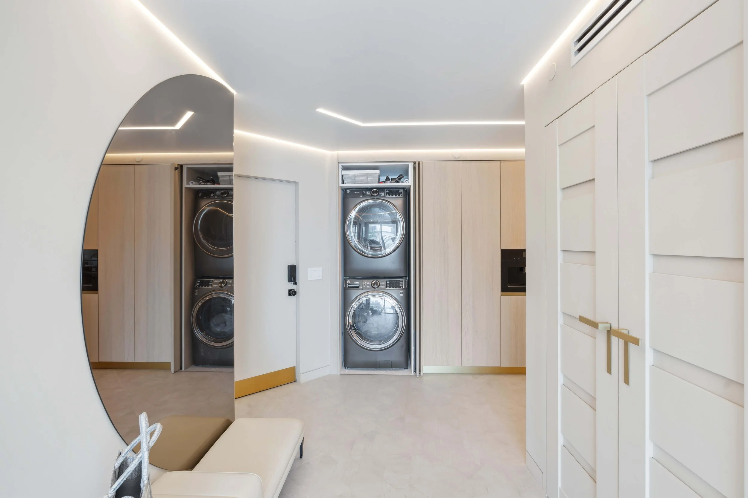 Aventura Condo by the Bay — interior