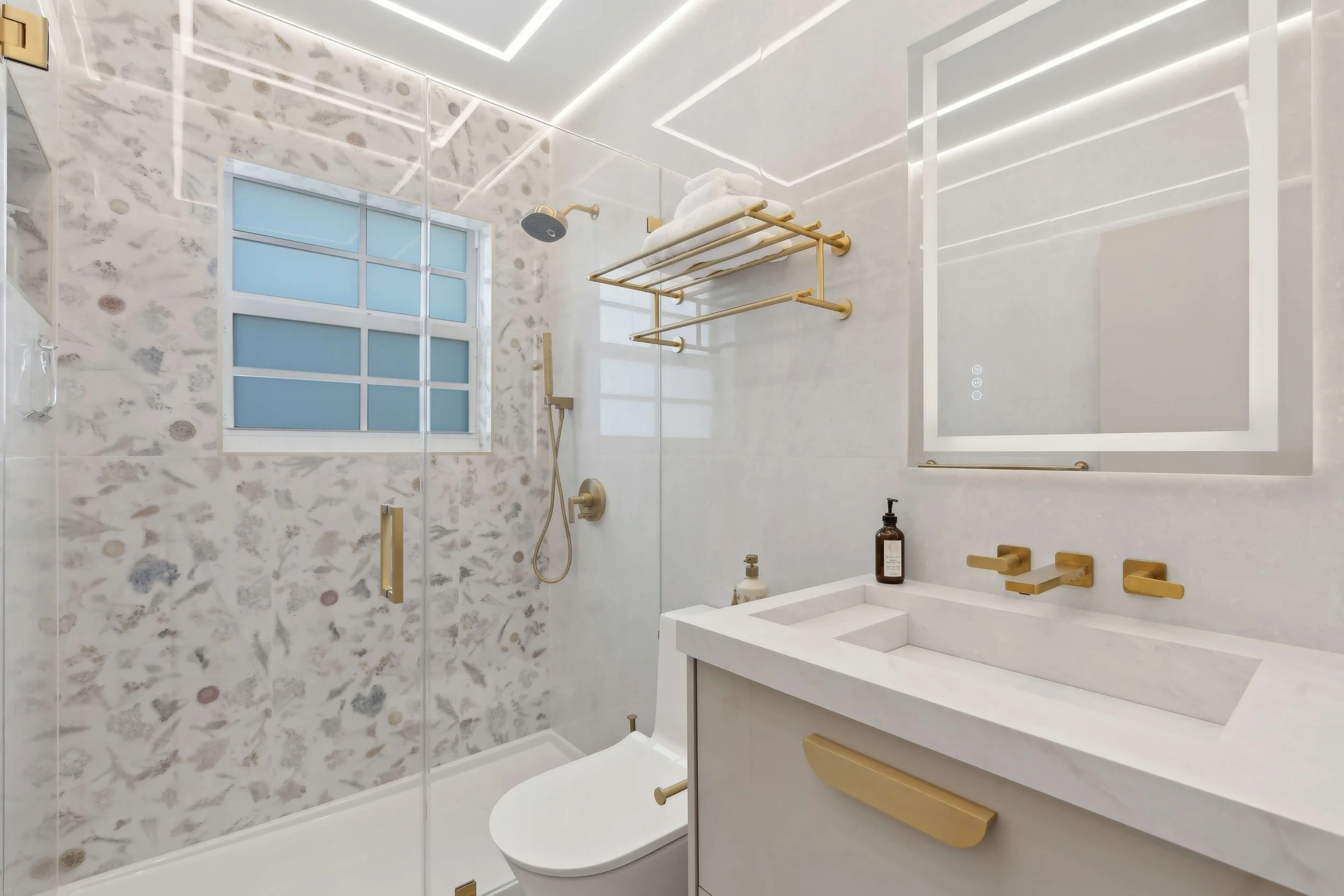 Aventura Condo by the Bay — bathroom
