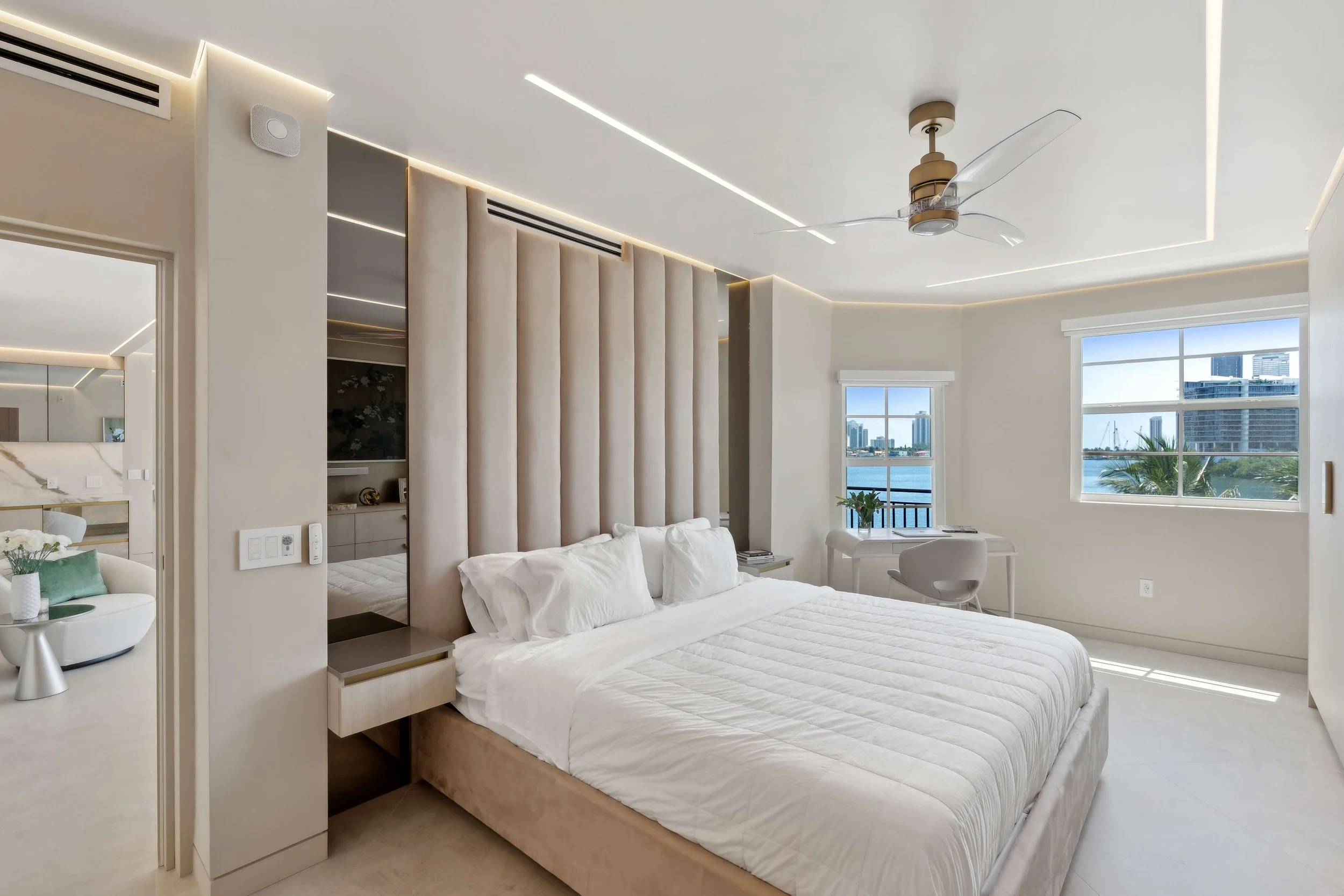 Aventura Condo by the Bay — bedroom