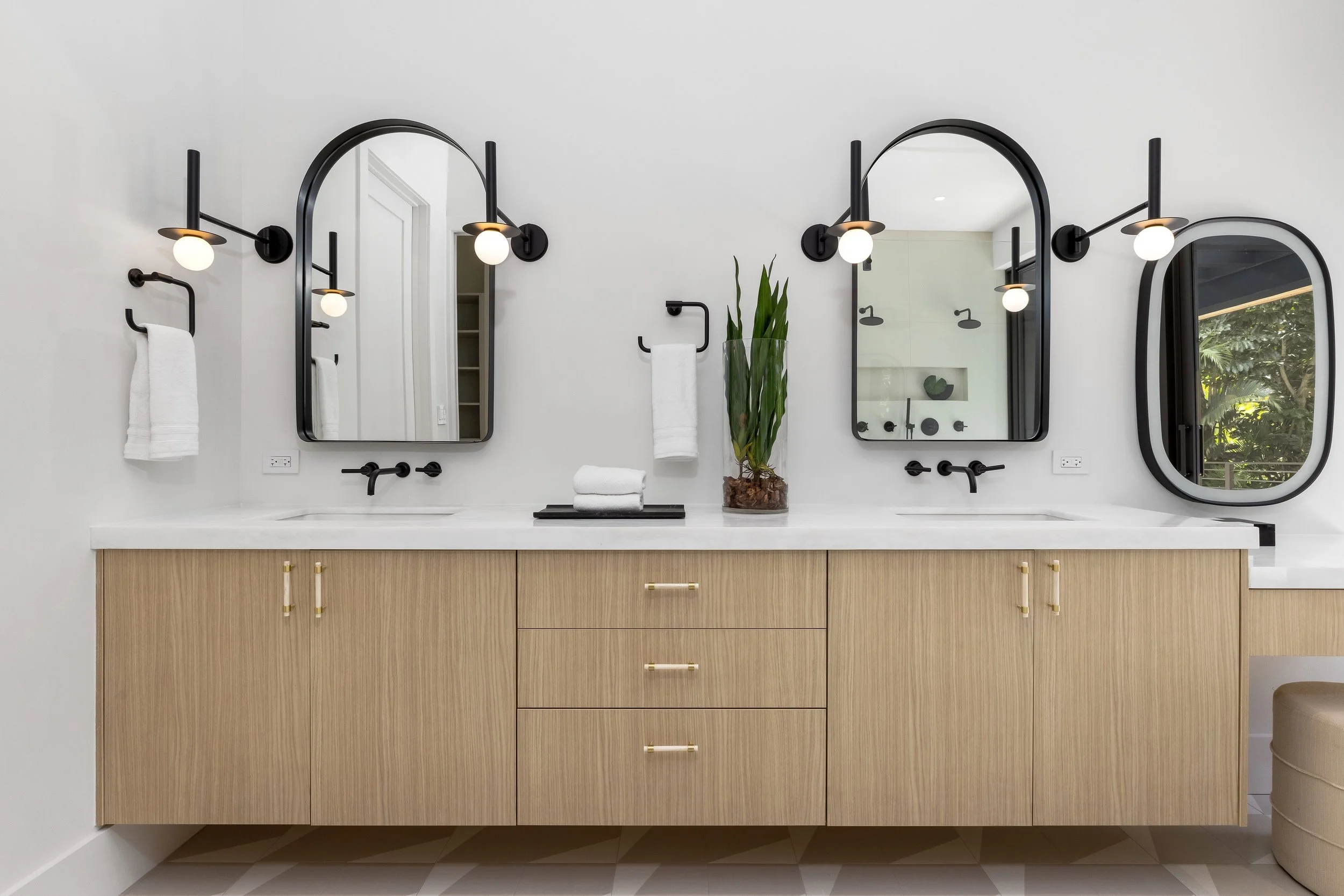 Little Palmetto — bathroom