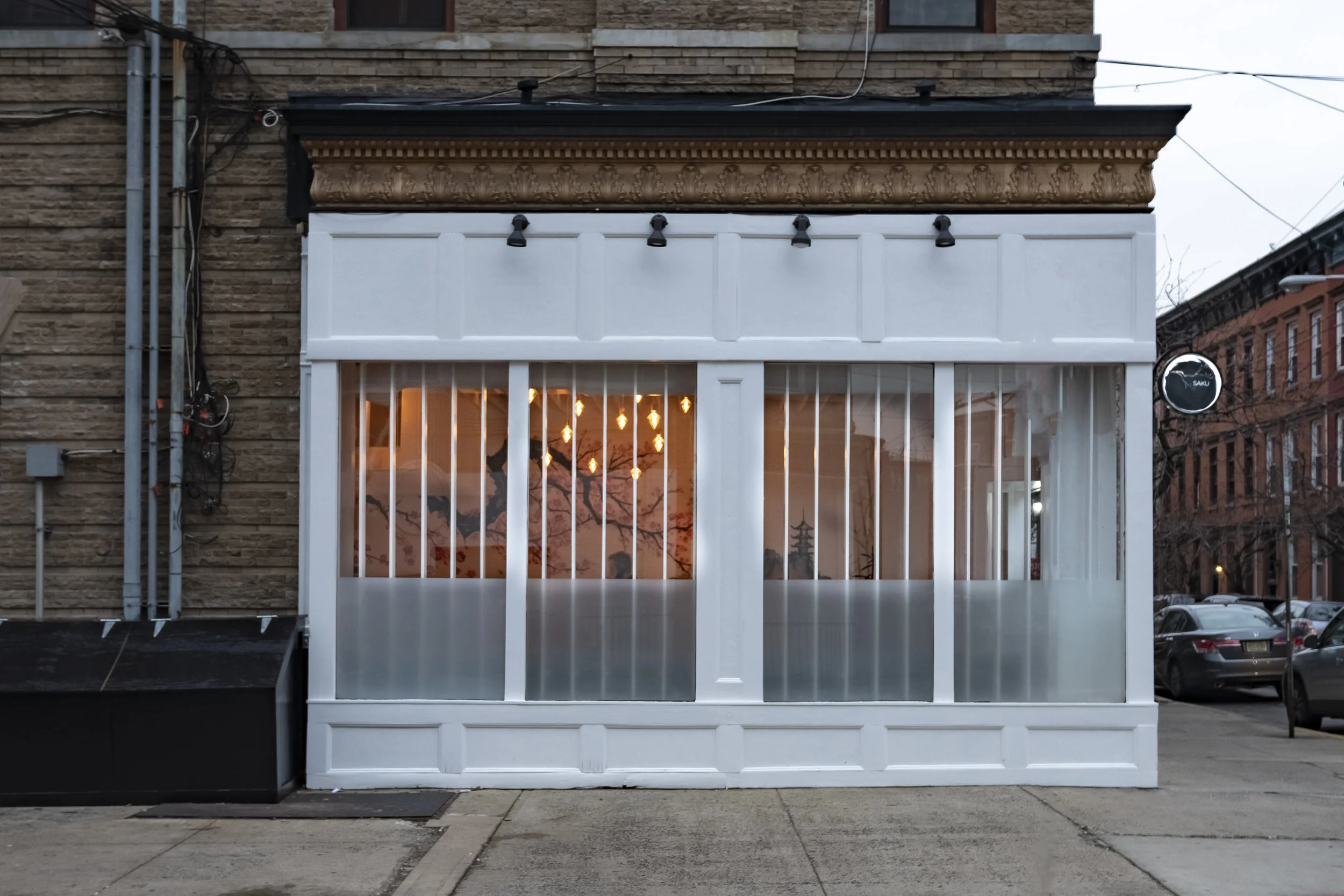 Saku, Hoboken — exterior
