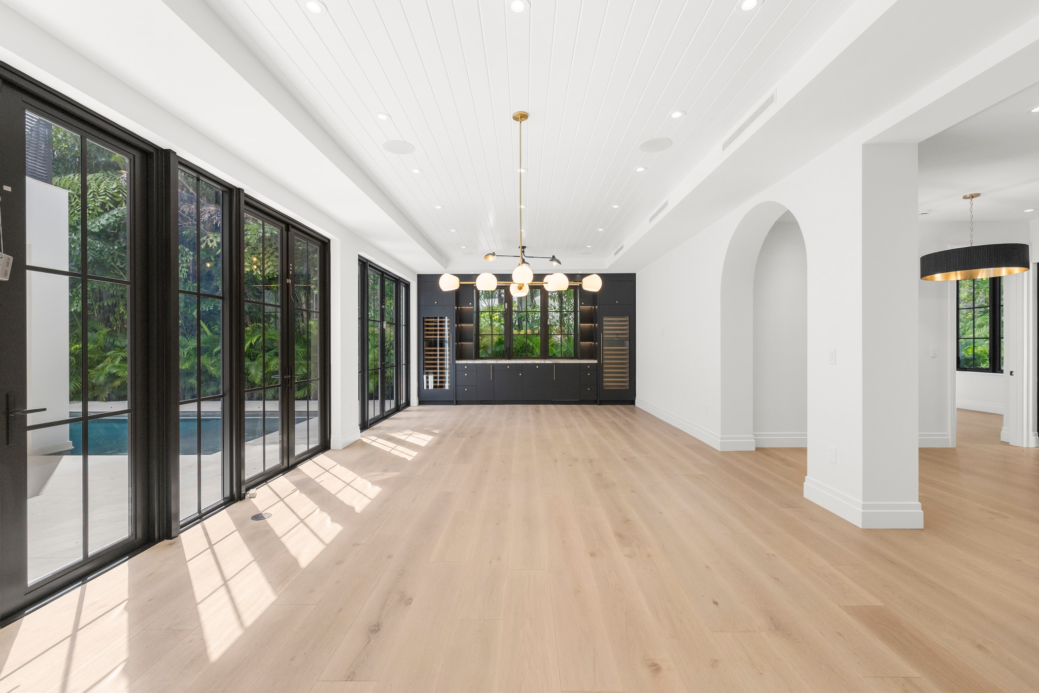 4150 El Prado — great room