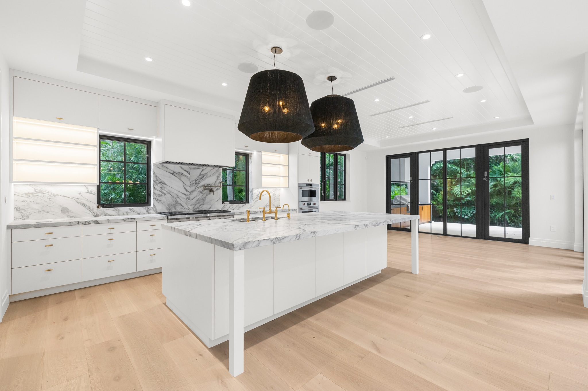 4150 El Prado — kitchen